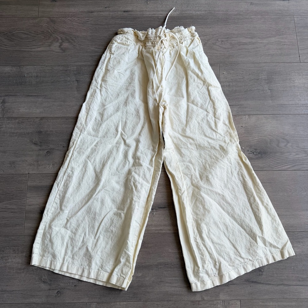 By Anthropologie cream elastic/drawstring waistband wide leg crop pant - size XS